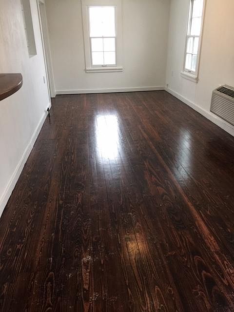 1st image of 123 Louisiana Ave