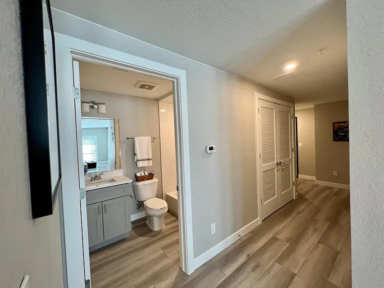 10020 E Girard Ave #305 — Photo 4