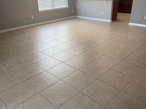 4th image of 40 Glenalby Pl