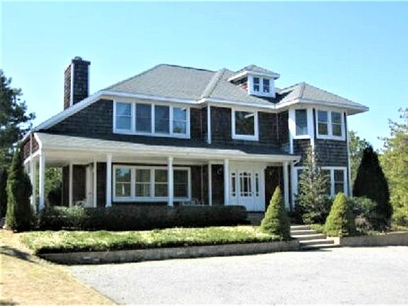 2nd image of 21 Chivas Ct