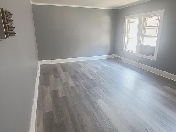 3rd image of 120 Regan St #2R