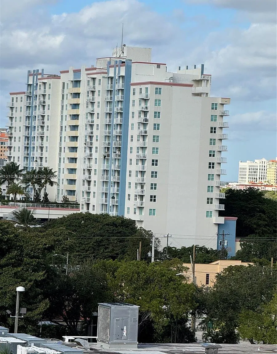 The Aston Condo — Photo 1