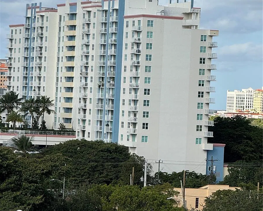 3000 Coral Way #504