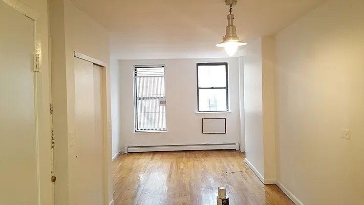 Rented by OGI Management | media 18