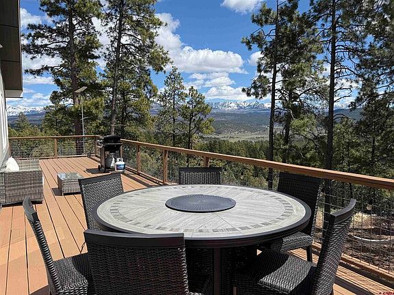 2nd image of 1140 Lodgepole Drive