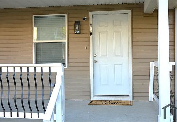 4th image of 418 Harlan St