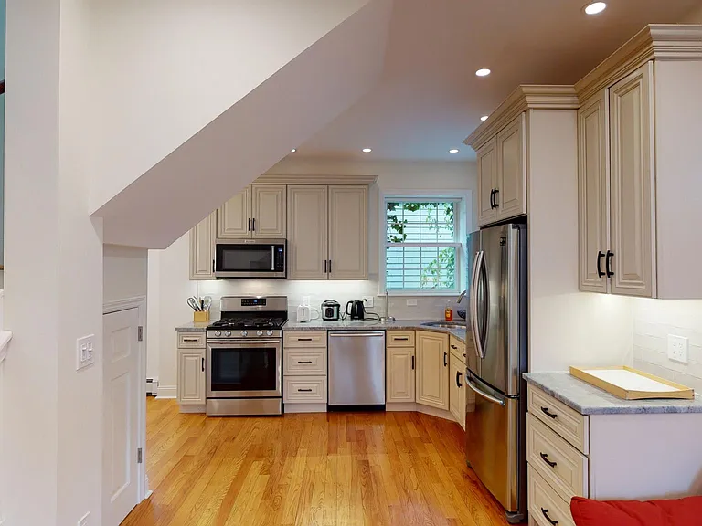 9 Ashton Pl #A — Photo 14