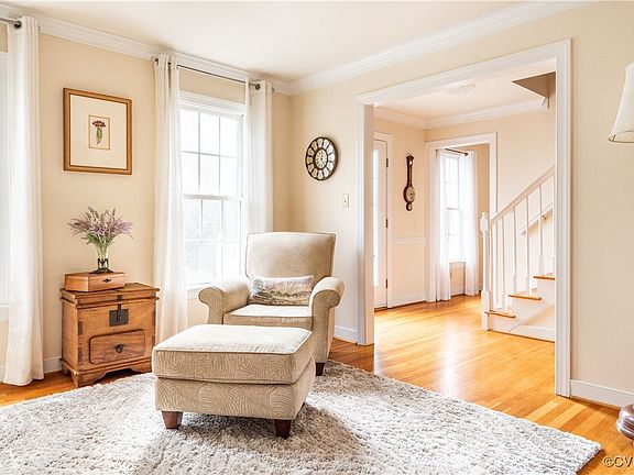 5th image of 9526 Catesby Ln