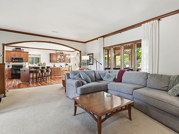 3rd image of 1240 Eagle View Ct