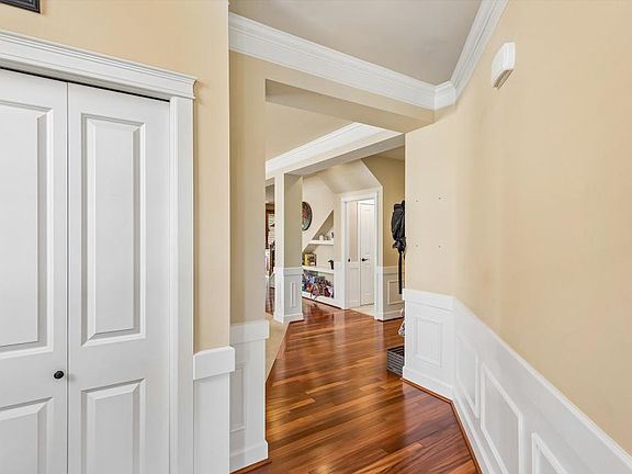 3rd image of 10416 SE 273rd Pl