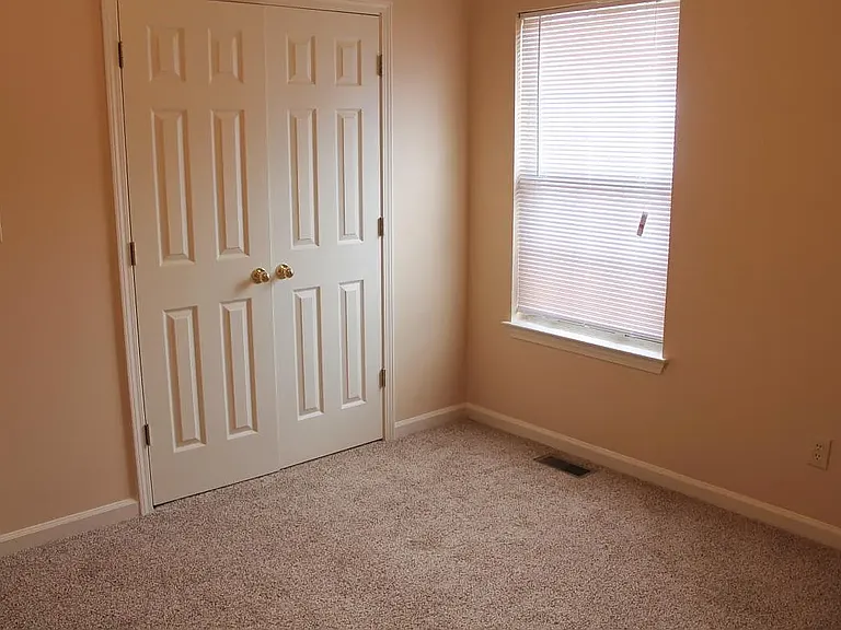 3205 Forest Hill Ct — Photo 5