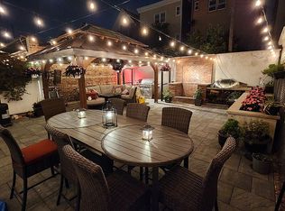 44 Warwick St, Newark, NJ 07105