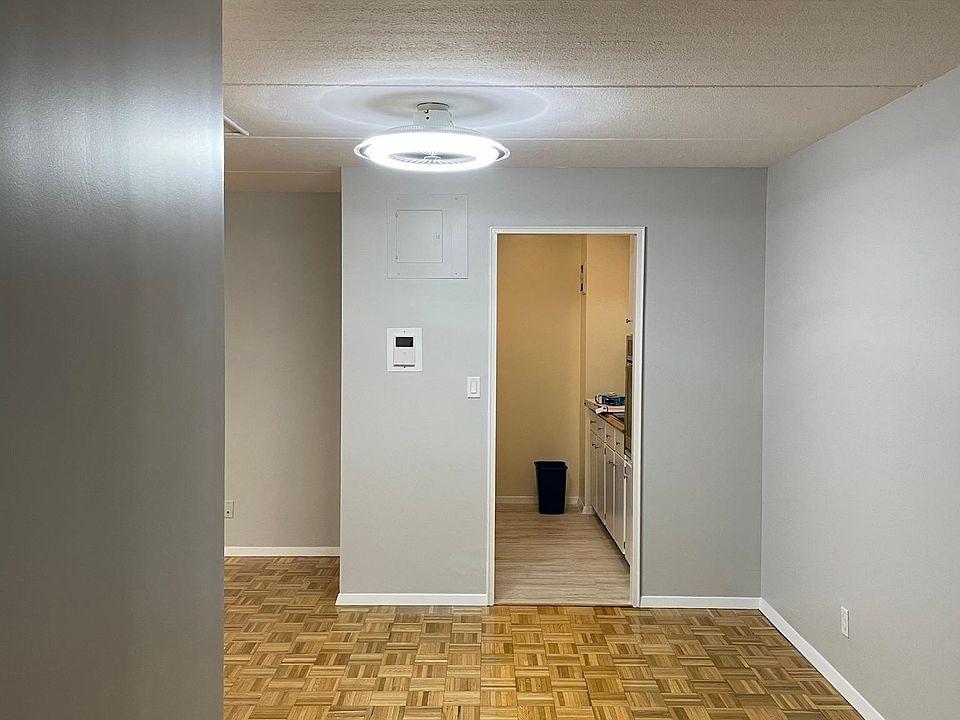 1st image of 414-22 Benedict Ave