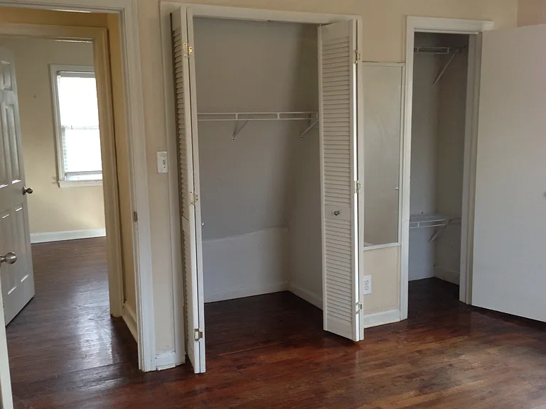 1572 Beatie Ave SW — Photo 9