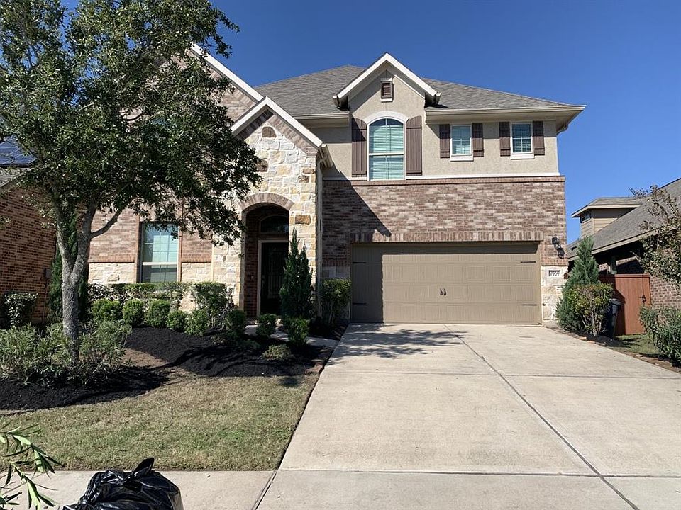 1st image of 17030 Hinkley Glen Ct