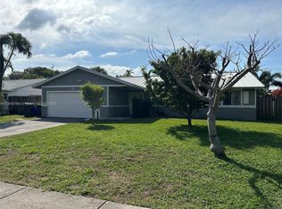 696 Dotterel Rd, Delray Beach, FL 33444