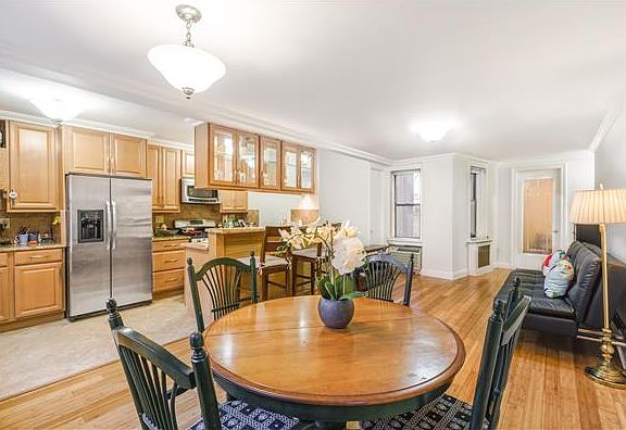 2nd image of 342 E 53rd St APT 2D