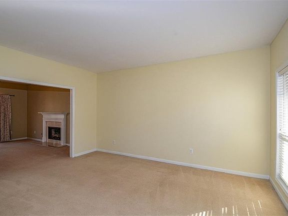 5th image of 3874 Brentview Pl