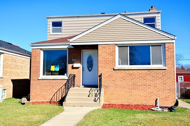 1st image of 3525 Louis St