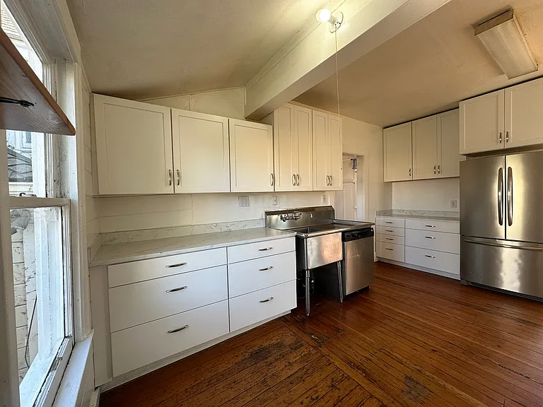 519 Virginia St #A — Photo 16