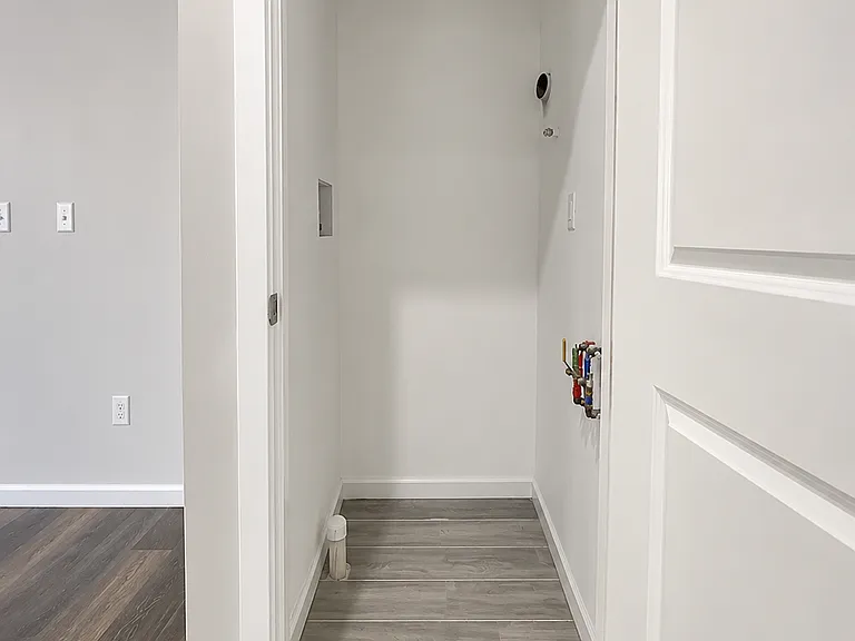 133 Pearsall Ave #1 — Photo 3