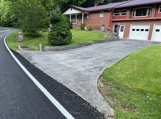 5610 Powell River Rd, Norton, VA 24273