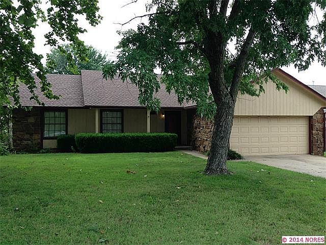 1st image of 4108 S Cedar Pl