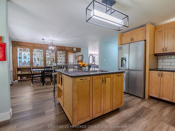 4th image of 431 Astorville Rd