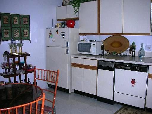 2nd image of 6020 Lake Bluff Dr Unit 302
