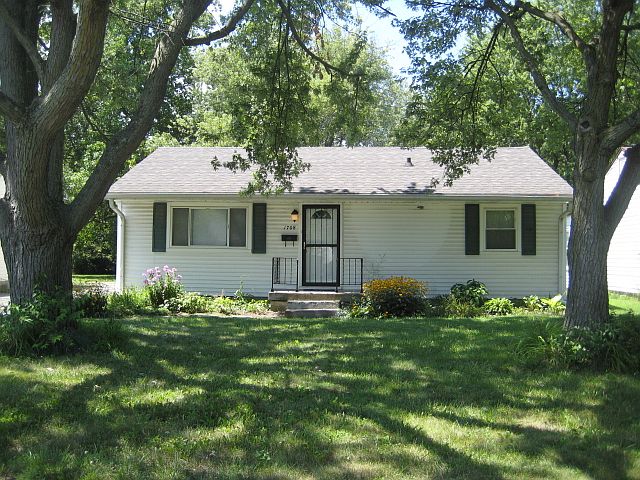 1st image of 1708 N Hawthorne Ln