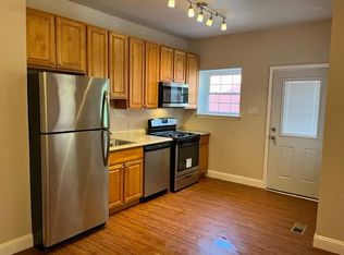 1204 S 46th St #1R, Philadelphia, PA 19143
