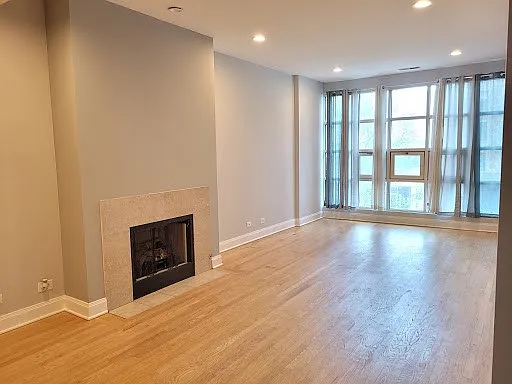 1216 N Lasalle St #2 — Photo 10