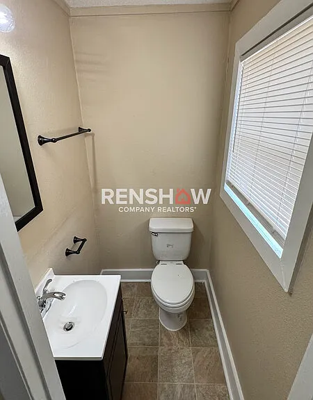 822 Eyers Rd — Photo 13