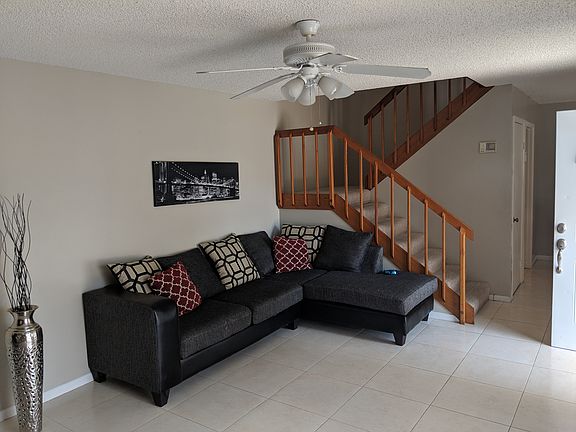 5th image of 1521 15th Ln