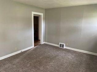 8222 Triple Lakes Rd, Dupo, IL 62239