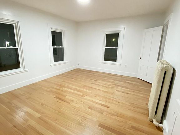 4th image of 16 Parkman St