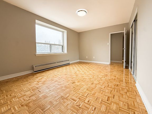 5th image of 440 Rathburn Rd #524031