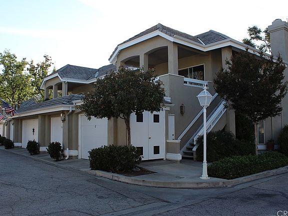 2nd image of 26119 McBean Pkwy Unit 17