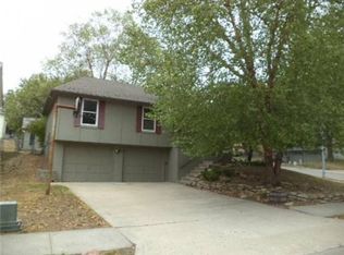 7216 N Kentucky Ave, Kansas City, MO 64158