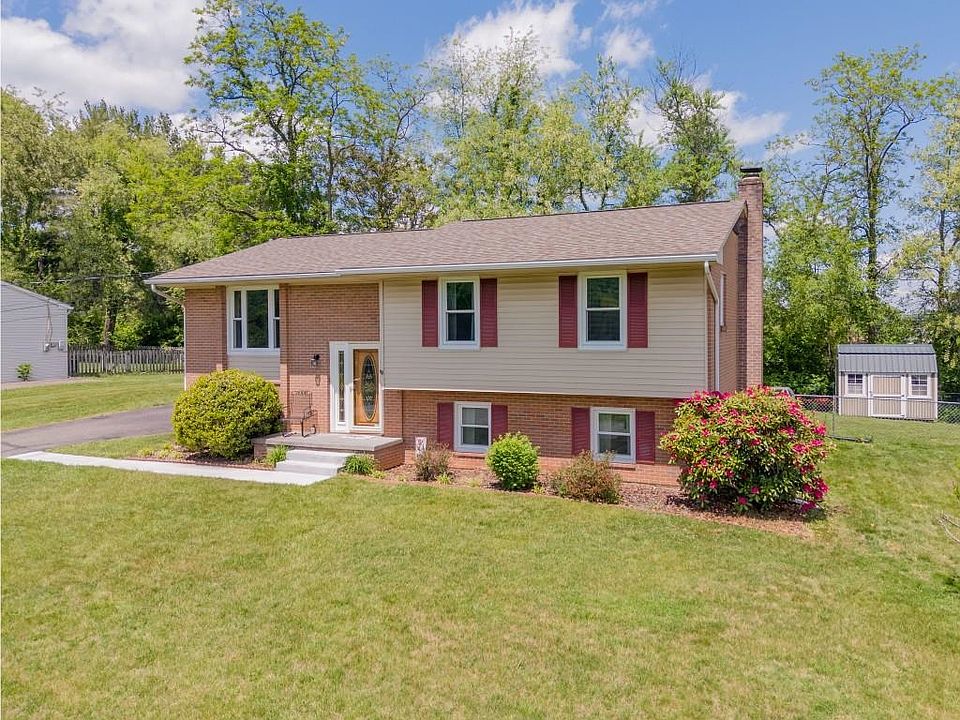 1st image of 265 Mulberry Dr