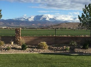 217 E Stonehedge Dr, Washington, UT 84780