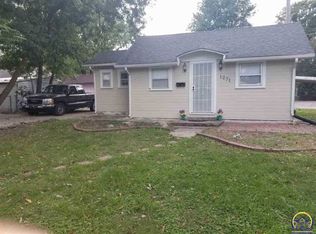 1271 SW Plass Ave, Topeka, KS 66604