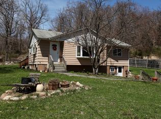 42 Lane Gate Rd, Cold Spring, NY 10516
