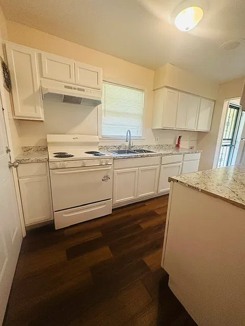 4 bed, 1400 sqft, $1,550 — Photo 4