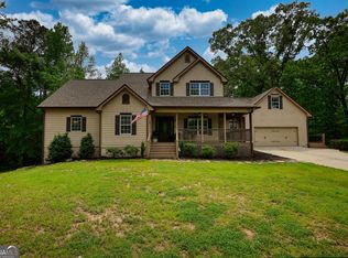 547 Ellington Rd, Oxford, GA 30054