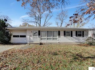 1825 Valleyview Dr, Crete, NE 68333