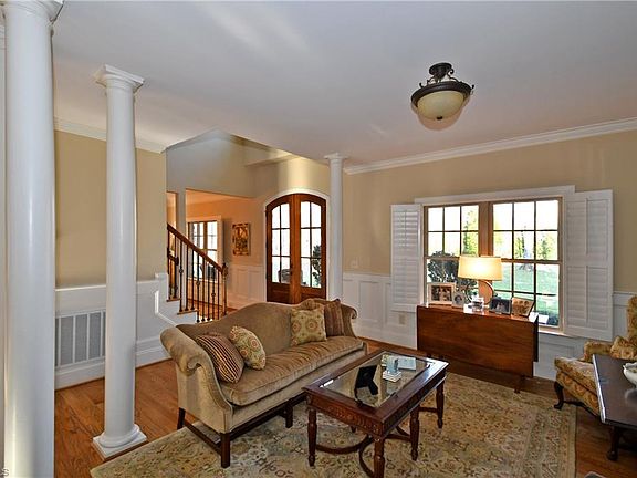 4th image of 7740 Forest Haven Ln