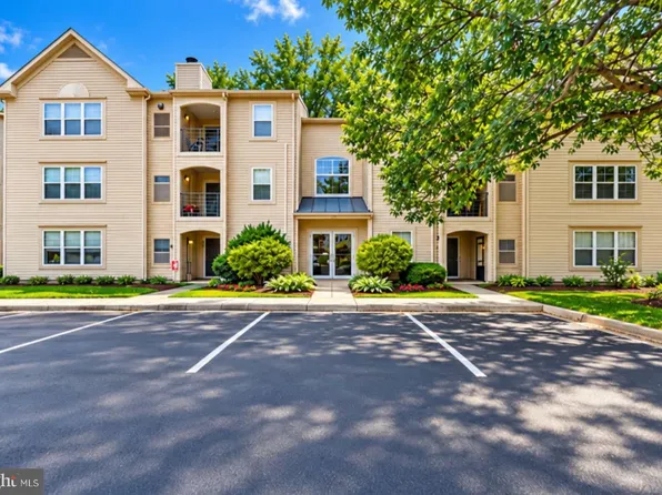 30 Hearthstone Ct APT G, Annapolis, MD 21403