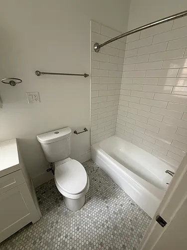 44 Westland Ave Photo 1