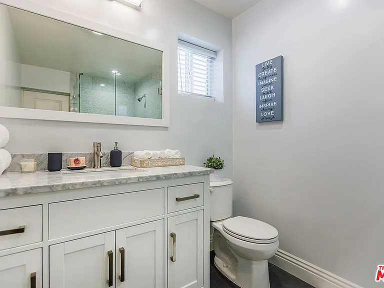 4407 Irvine Ave — Photo 15